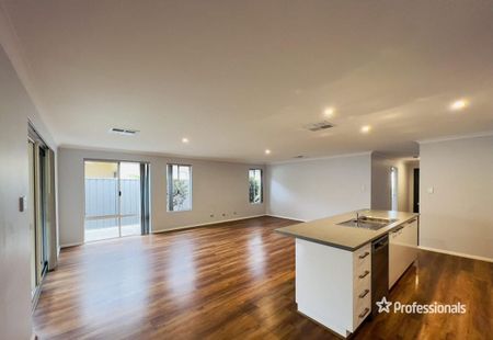 3 Hiscox Crescent, Baldivis WA 6171 - Photo 4