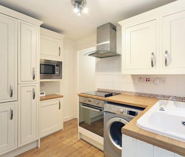 2 bedroom Flat To Let Total Size: 673 SQ FT - Photo 6