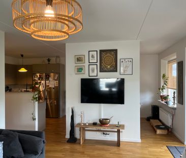 Lingvägen, Farsta - Foto 1