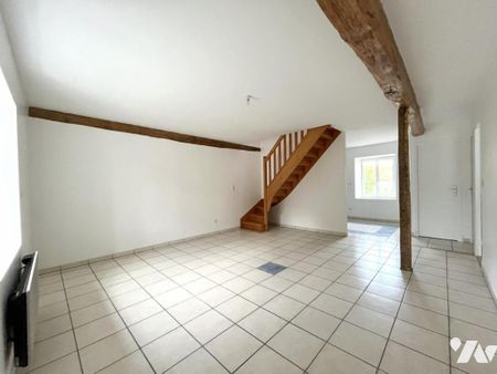 A louer à VILLE-DOMMANGE, appartement en duplex comprenant : vaste entrée desservant salon-séjo... - Photo 4