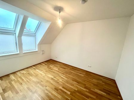 Ruhige DG-2-Zimmer-Wohnung mit Balkon in 1210 Wien zu mieten - Photo 2