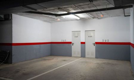 Luxury penthouse for rent in Benahavís, Andalusia - Photo 4