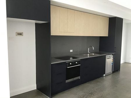 Perfect Location - 3 Bedroom Home In Aura!! - Photo 3
