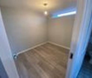 5 Bed Terraced House, Somerby Road, IG11 - Photo 1