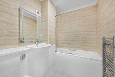 Lockesfield Place, Isle Of Dogs, London, E14 - Photo 5