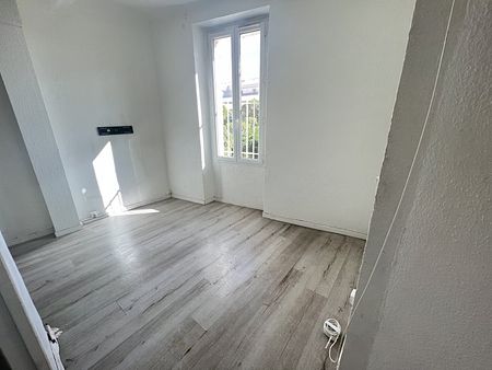 Appartement 2 Pièces 30 m² - Photo 2