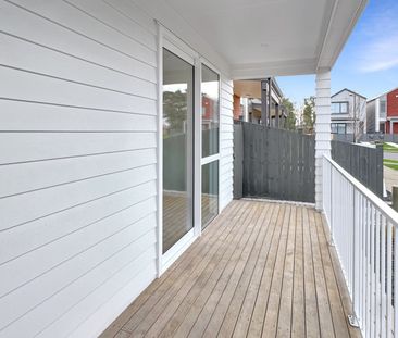 Karaka - 4 Bedrooms with 2.5 Bathrooms - Photo 6