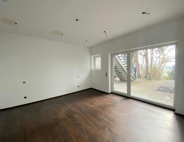 Exklusive 3,5- Zimmer-Wohnung: Erstbezug mit Alpenpanorama und Pool in Oberelchingen - Foto 1