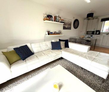 2 bedroom apartment to rent - Photo 2