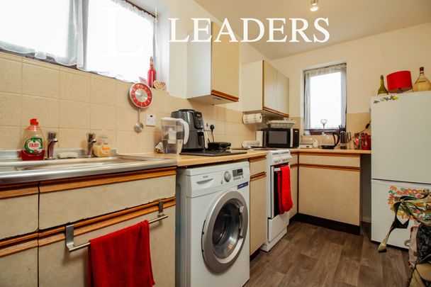 1 bedroom apartment to rent Honeywood Close, Portsmouth, PO3 - Photo 1