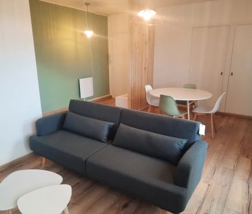 Location Appartement 2 pièces 52m² VALENCE 26000 - Photo 2