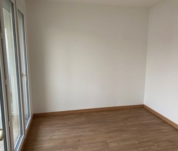 Location Appartement 2 pièces 44m² ST JEAN DE BRAYE 45800 - Photo 5
