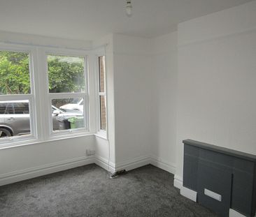 5 bed Terraced - To Let - Photo 4