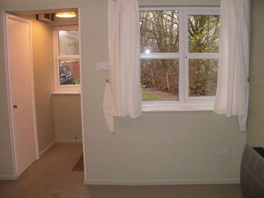 1 bedroom end of terrace house to rent - Photo 1