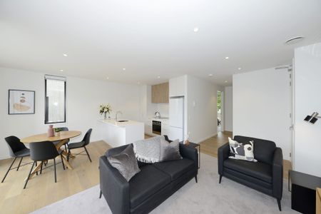 City Centre, 2 bedrooms - Photo 2