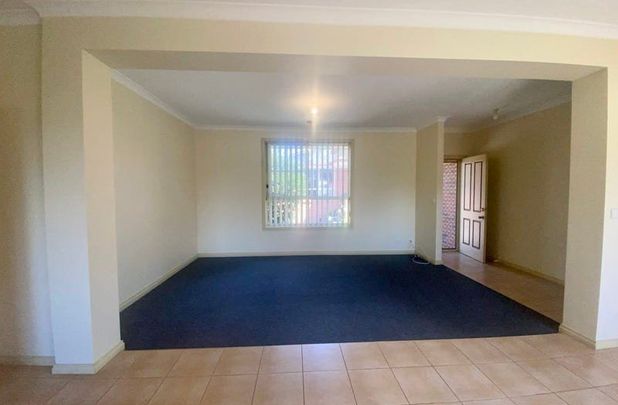 2/12-14 Bartlett Street, Preston VIC 3072 - Photo 1