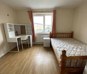 4 bedroom terraced house to rent - Photo 1