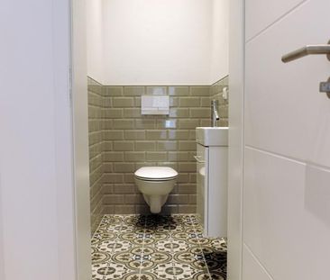 Erstbezug nach Komplettrenovierung! Super schöne, Familienwohnung m... - Photo 2