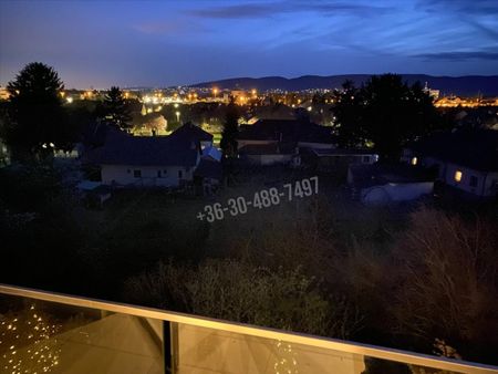Kiadó jó állapotú lakás - Vác - Fotó 3