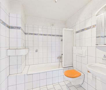 2.5 Zimmer, 72 m², 2. Stock - Photo 4