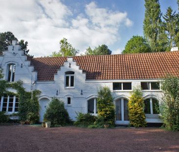 Huis te huur in Sterrebeek voor € 2.800 met 4 slaapkamers - foto 2