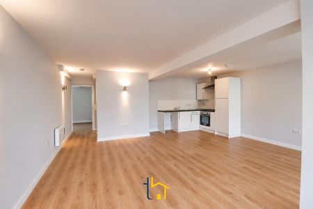 1 bedroom ground floor flat to rent - Photo 2
