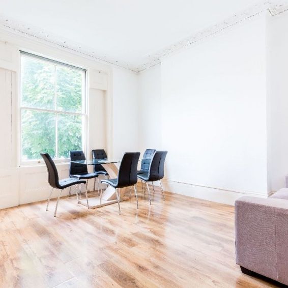 Camden Road, London - Photo 1