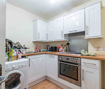 9020LT - West Nicolson Street, Edinburgh, EH8 9DB - Photo 1