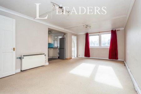 2 bedroom flat to rent - Photo 5