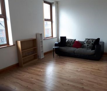 1 bedroom flat to rent - Photo 6