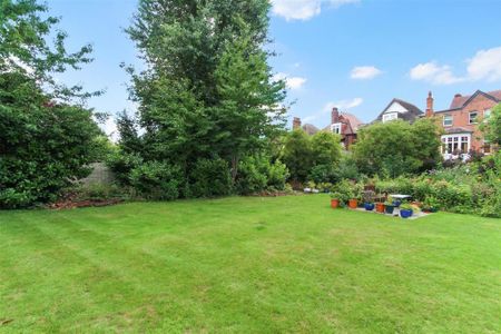 House to rent - Photo 5