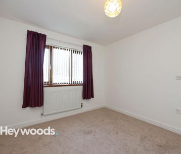 2 bedroom detached bungalow to rent - Photo 3