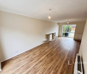 3 bedroom house to rent St. Gilberts Road, Bourne, Lincolnshire, PE10 - Photo 3