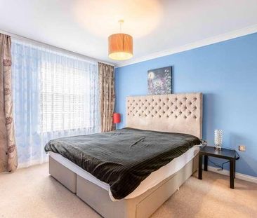 Wellington Lodge, North Street, Winkfield, SL4 - Photo 1