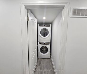 For Lease - 30 Bucksaw Street, Brampton, Ontario - Photo 2