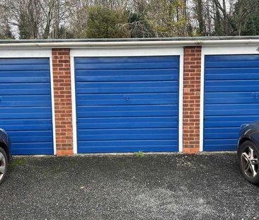 Haden Hill Road, Halesowen, West Midlands, B63 - Photo 6