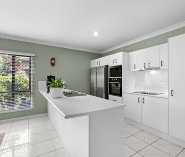 Flexible Dual-Living Home with Home Office in Prime Trinity Park Lo... - Photo 6