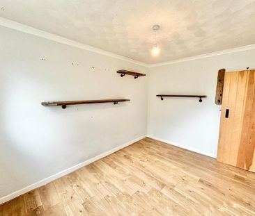 3 bedroom end of terrace house to rent - Photo 5