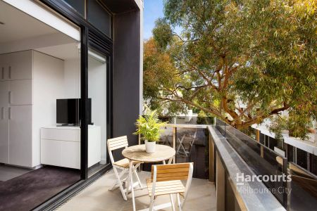 Unleash Urban Living in this 'Hudson' Hotspot! - Photo 2