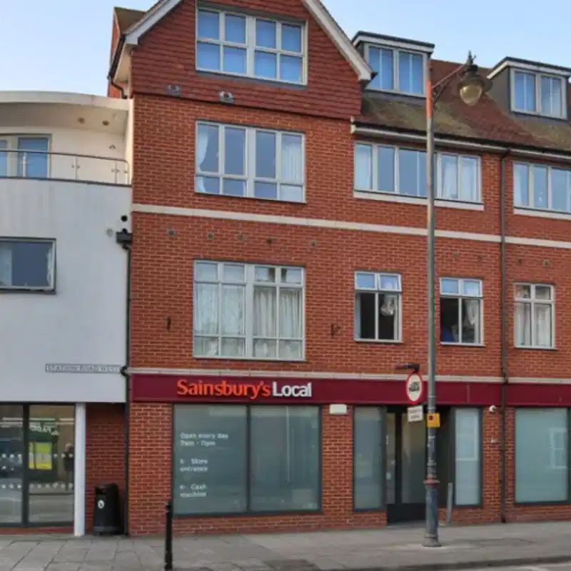 Classic Smaller 1-Bed - Apartment - Photo 2