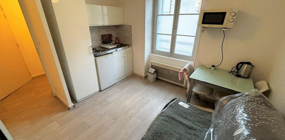 Location Appartement 1 pièce 15m² CHOLET 49300 - Photo 2