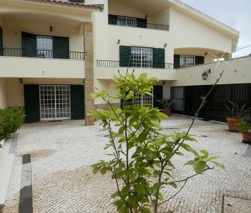 House T7 in Cascais e Estoril, Cascais - Photo 4