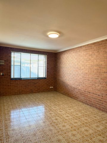 Home For Rent - Photo 5