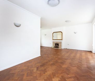 5 bedroom detached house to rent - Photo 1