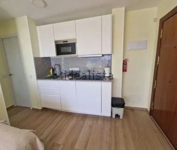 Alquiler de piso en Calle Alhamar, 10 - Photo 2