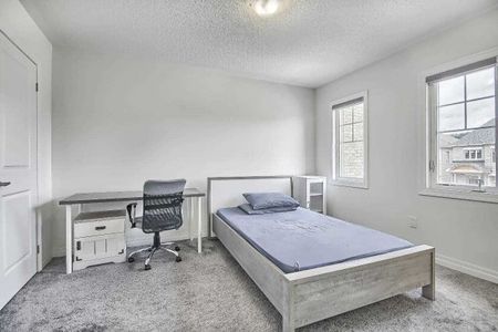 For Lease - 3362 Post Road, Oakville, Ontario - Photo 4