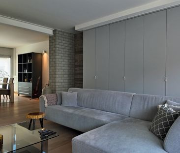 Uitzonderlijk afgewerkt duplex-appartement gelegen in het centrum v... - Photo 4