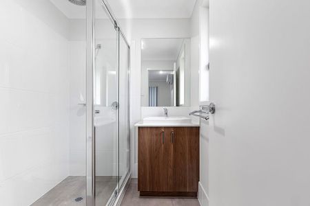 39 Mapplewell Circuit - Photo 4