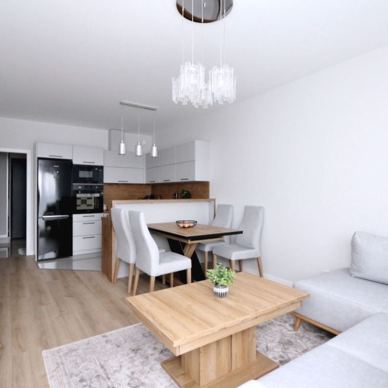 Nowe,umeblowane 2 pokoje 53m2 z balkonem i garażem - Фото 1