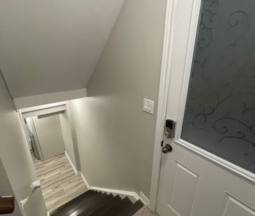 For Lease - 34 Ebury (LOWER) Drive, Brampton, Ontario - Photo 4